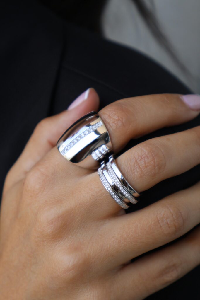 Anillo Plata Ancho Linea de Circones