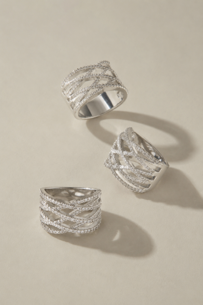 Anillo plata/circones lineas cruzadas