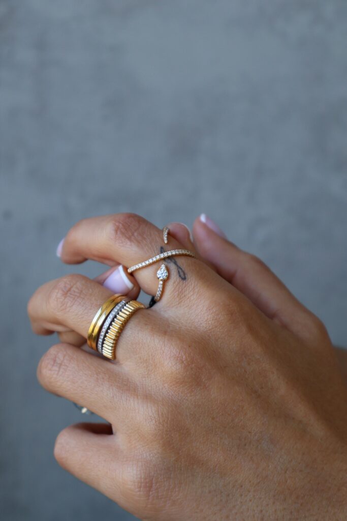 Anillo 3 Argollas (Lisa, Brillantes y Lineales)