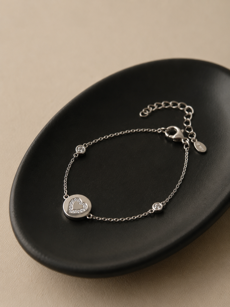 Pulsera Plata con Corazón de Circones