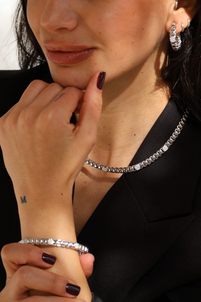 Collar Tejido Plata con circones
